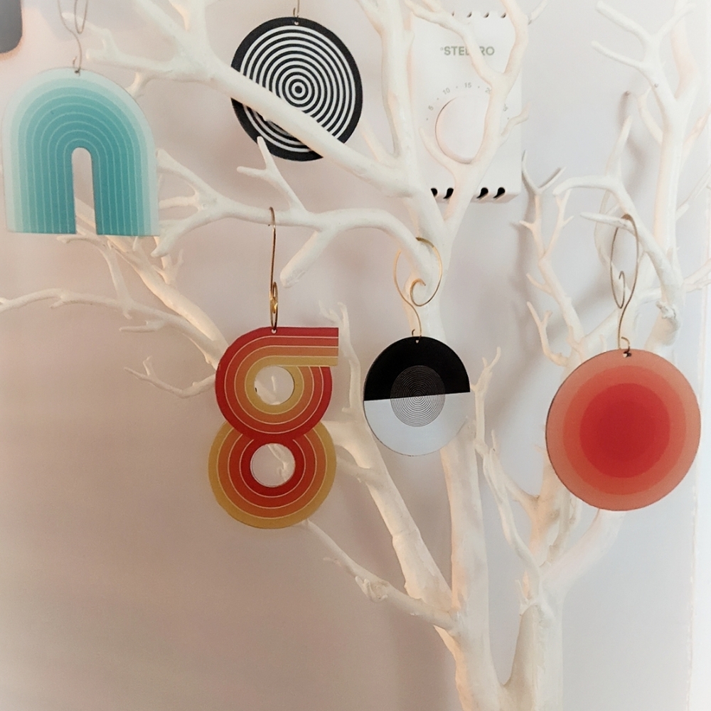 Steel Retro Geometric Ornament Set BNIP